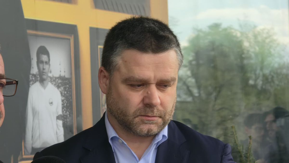 Sicriul lui Mircea Lucescu, depus și azi la Arena Națională » Toate informațiile de la stadion