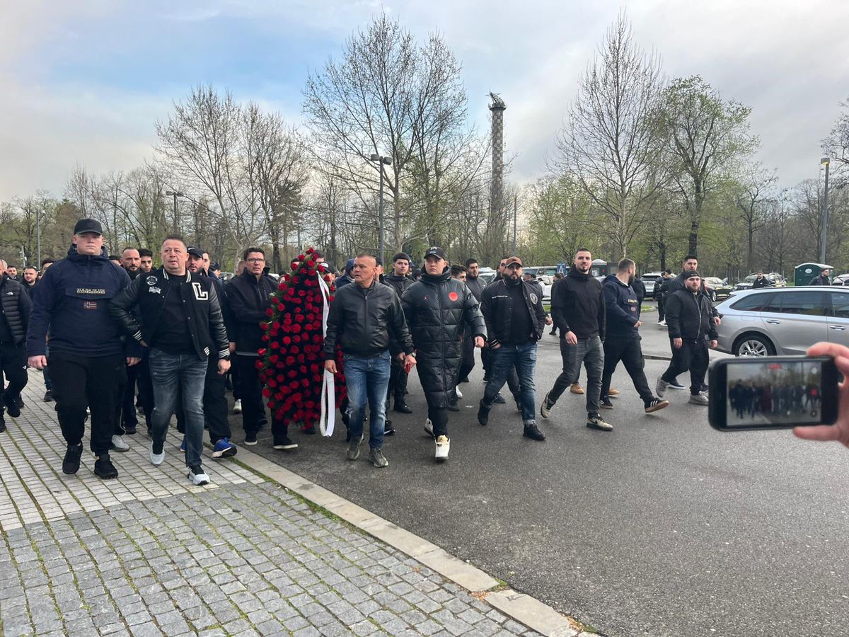 Românii își iau adio de la Mircea Lucescu