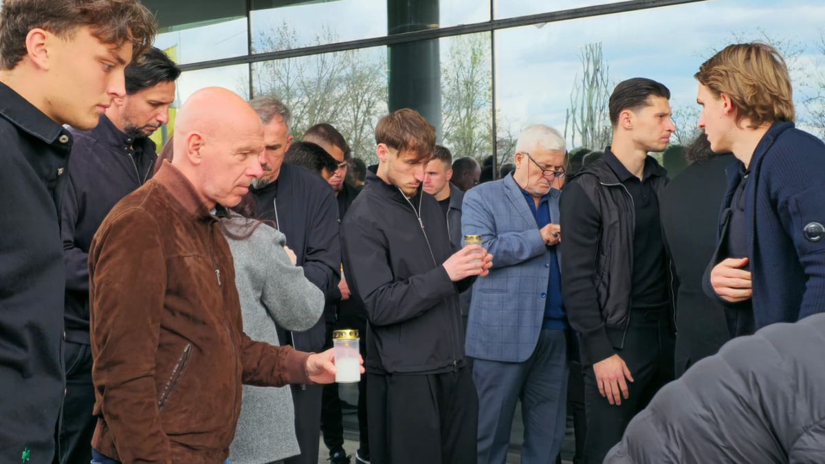 Șucu, în lacrimi la catafalcul lui Lucescu