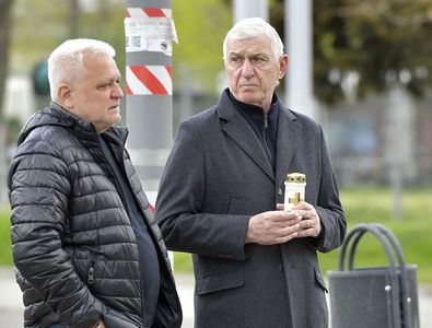 Sicriul lui Mircea Lucescu, depus și azi la Arena Națională » Ilie Bolojan ...