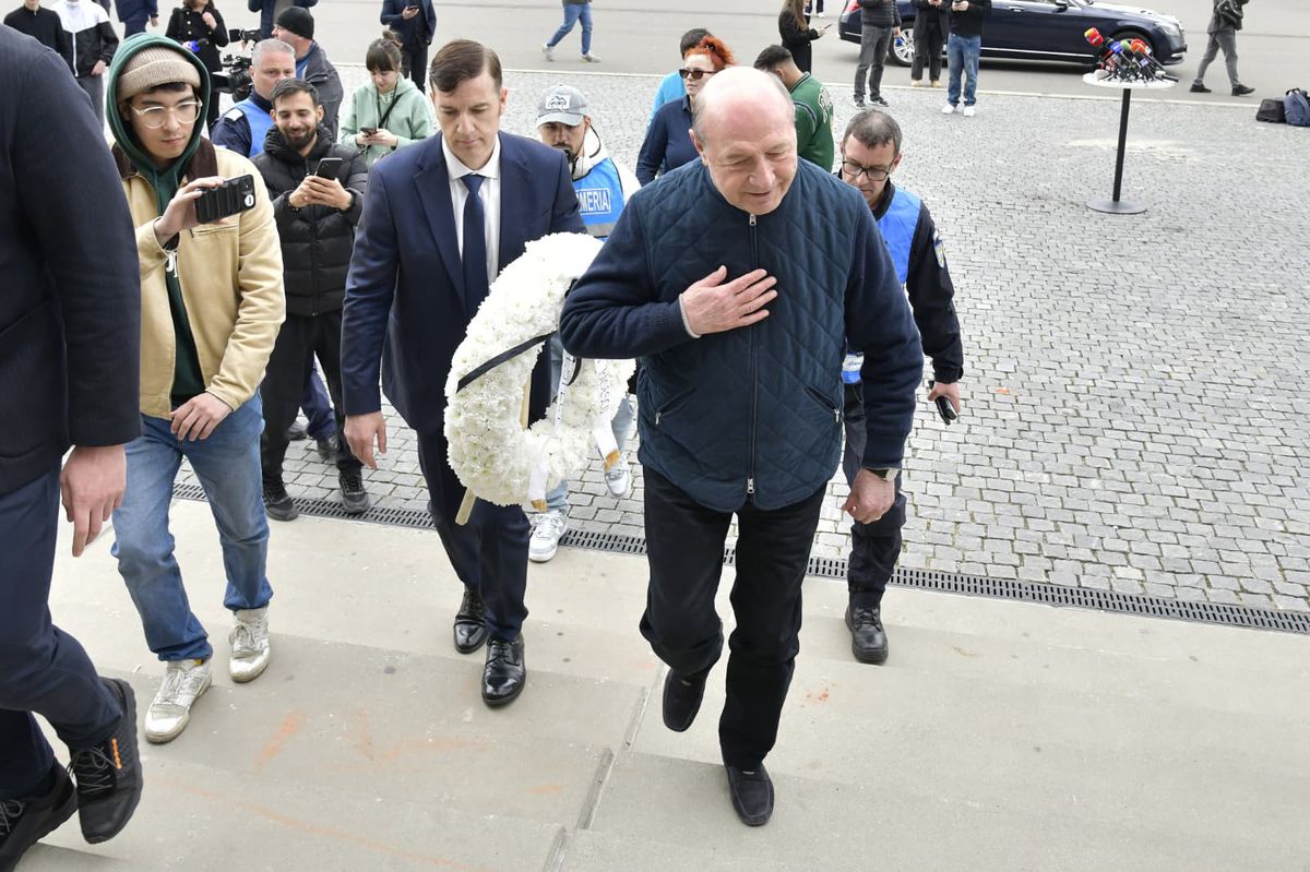 Priveghi în memoria lui Mircea Lucescu - 9 aprilie