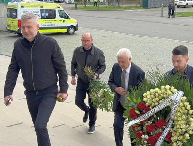 Sicriul lui Mircea Lucescu, depus și azi la Arena Națională » Ilie Bolojan ...