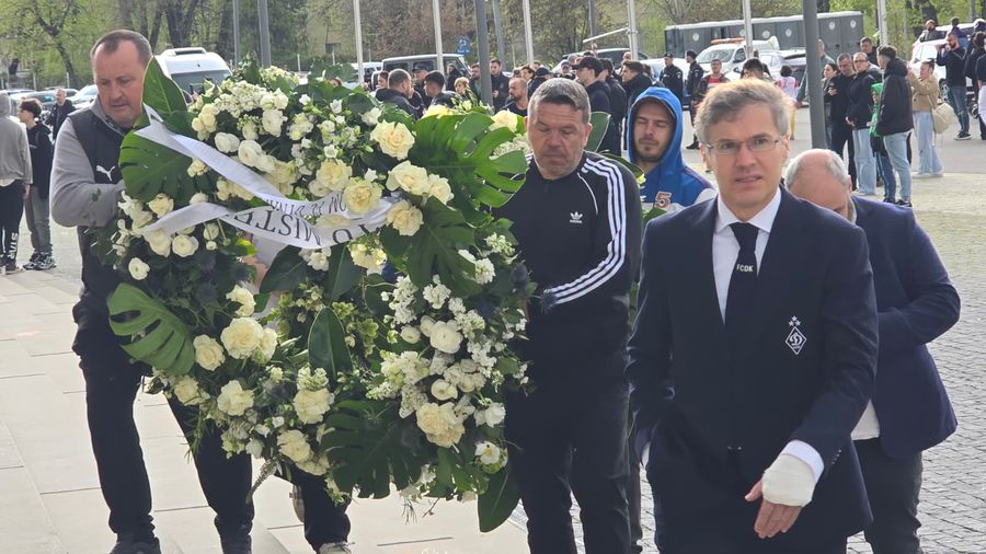 Sicriul lui Mircea Lucescu, depus și azi la Arena Națională » Toate informațiile de la stadion