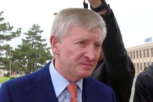 Rinat Ahmetov, omul cu o avere de 8 miliarde de dolari, a venit la priveghiul lui Mircea Lucescu: „Mă mândresc cu prietenia noastră”