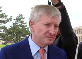 Rinat Ahmetov, omul cu o avere de 8 miliarde de dolari, a venit la priveghiul lui Mircea Lucescu: „Mă mândresc cu prietenia noastră”