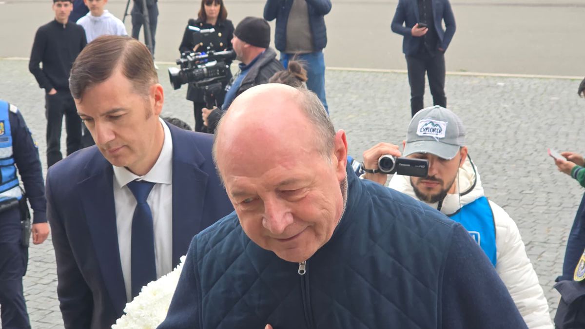 Priveghi în memoria lui Mircea Lucescu - 9 aprilie