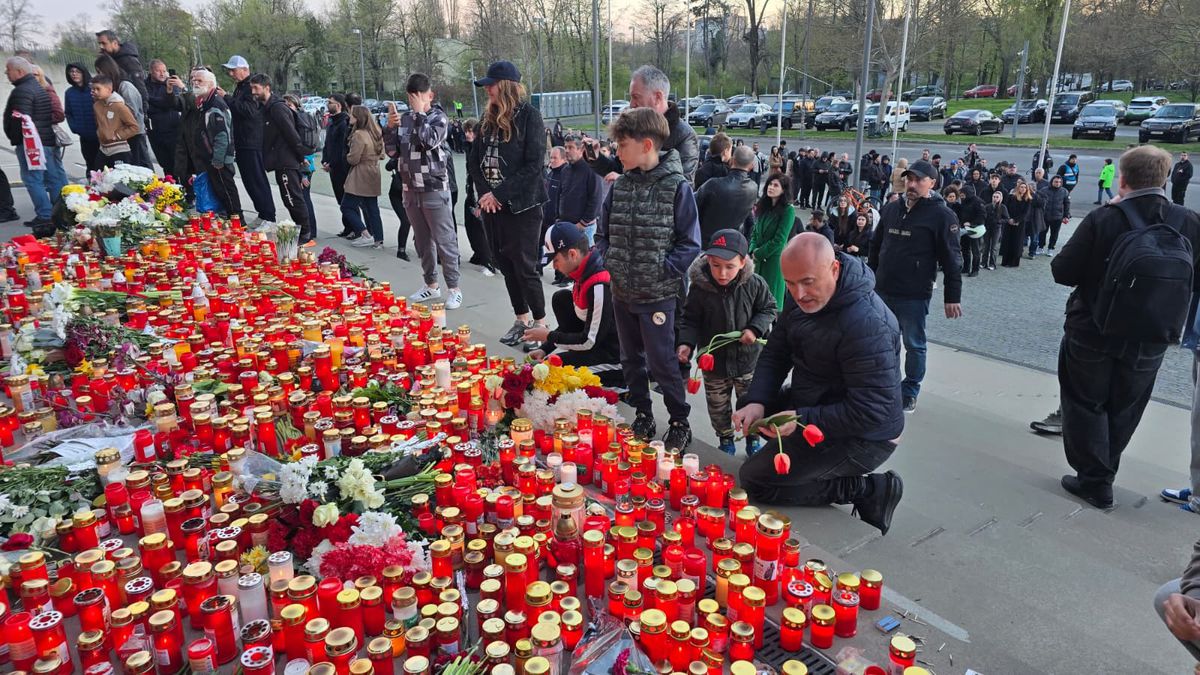 Gest de suflet în Parlamentul Moldovei pentru Mircea Lucescu