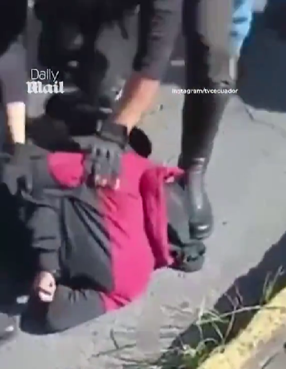 Fost internațional care a jucat la Mondial, arestat după un jaf armat! Scene haotice la reținere