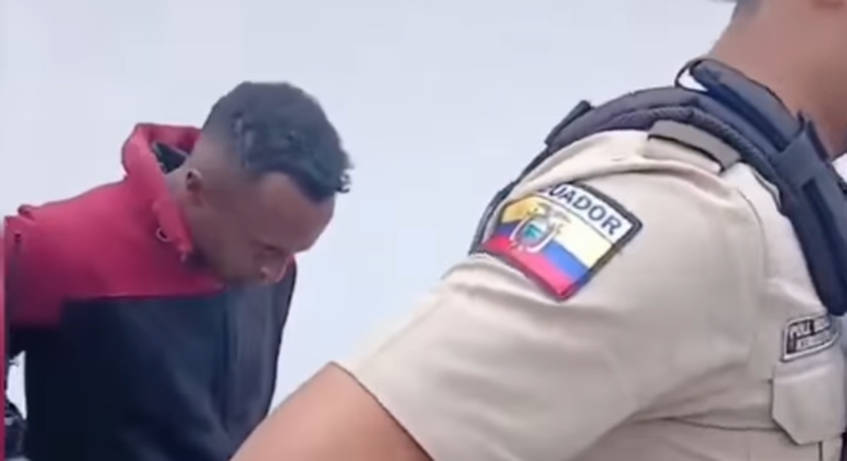 Fost internațional care a jucat la Mondial, arestat după un jaf armat! Scene haotice la reținere