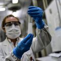 Numărul total de cazuri de infectare cu COVID-19 a depășit 4 milioane la nivel mondial // sursă foto: Guliver//gettyimages