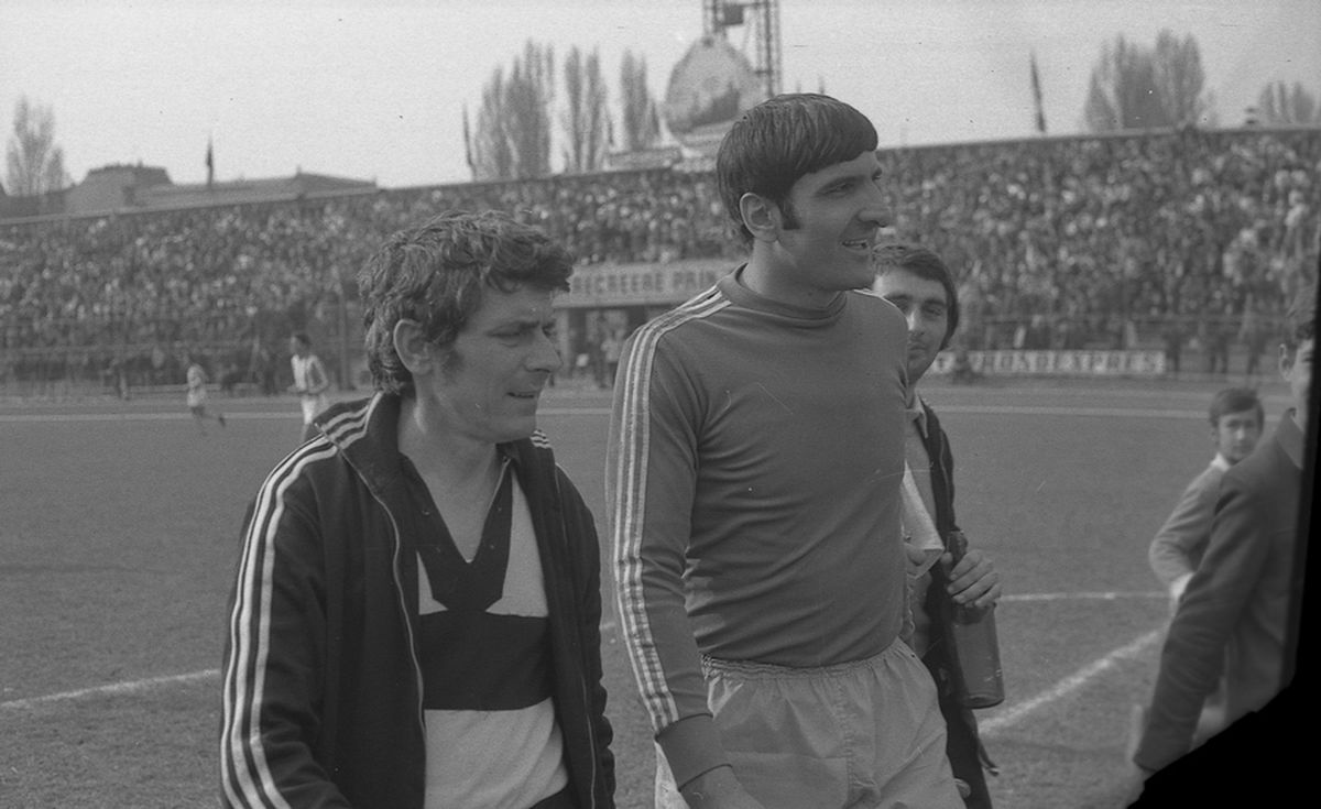 Exercițiu de imaginație » Cum ar fi Rică Răducanu în fotbalul de azi: „Mamă, ce le făceam. Cred că dădeam și goluri din acțiune