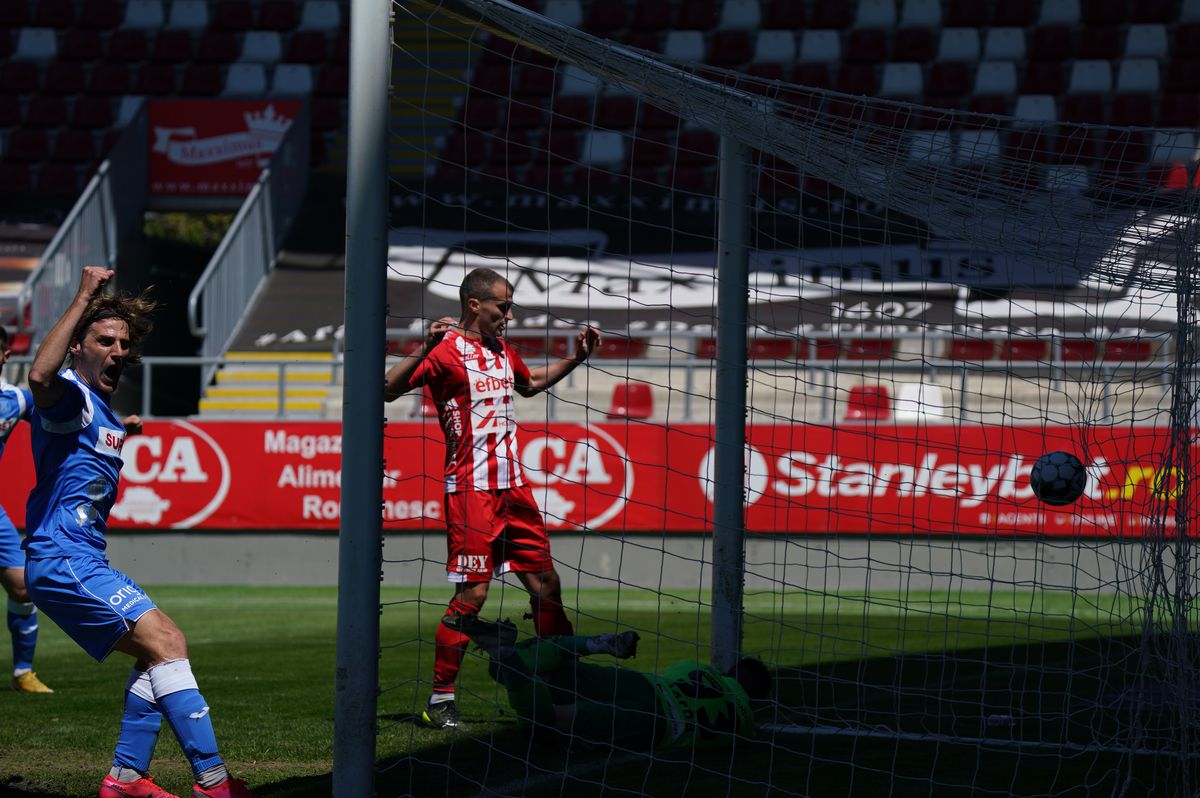 Adrian Petre dezvăluie marea lui problemă: „Încerc să le evit, dar mă afectează!”