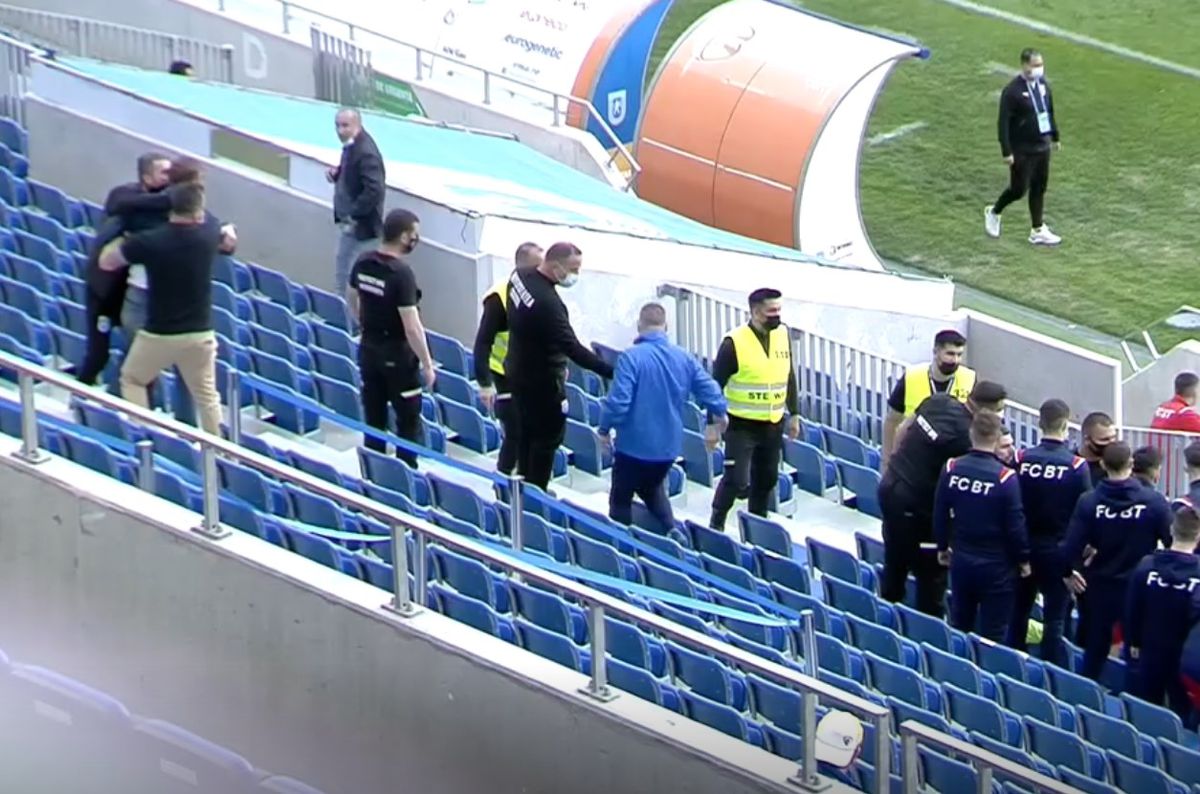 Fostul coleg al lui Silvian Cristescu explică reacția incredibilă a acestuia: „Cu siguranță a fost provocat! E presiune mare la Craiova”