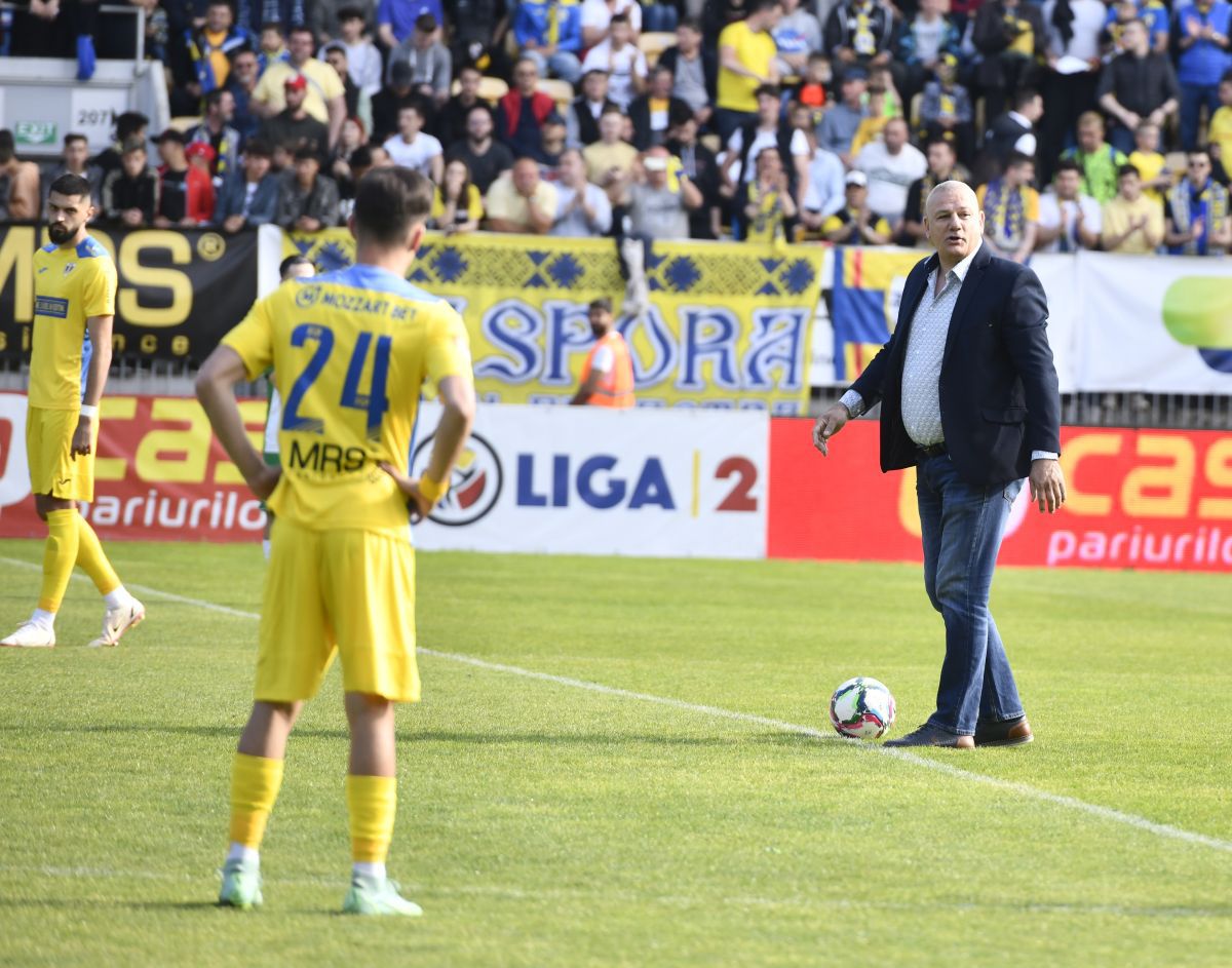 Petrolul a promovat, dar viitorul e incert: „Am pus viitorul familiei în pericol, dar acum fac un apel la autorități”