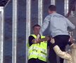 Mihai Stoica a speriat un steward la Universitatea Craiova – FCSB » S-a prefăcut că-l lovește! Cum a reacționat bărbatul