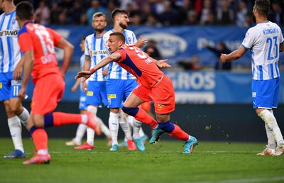 FCSB, salvată de defensivă în meciul cu Universitatea Craiova » Cine s-a remarcat la formația roș-albastră + 3 jucători au fost de nota 4