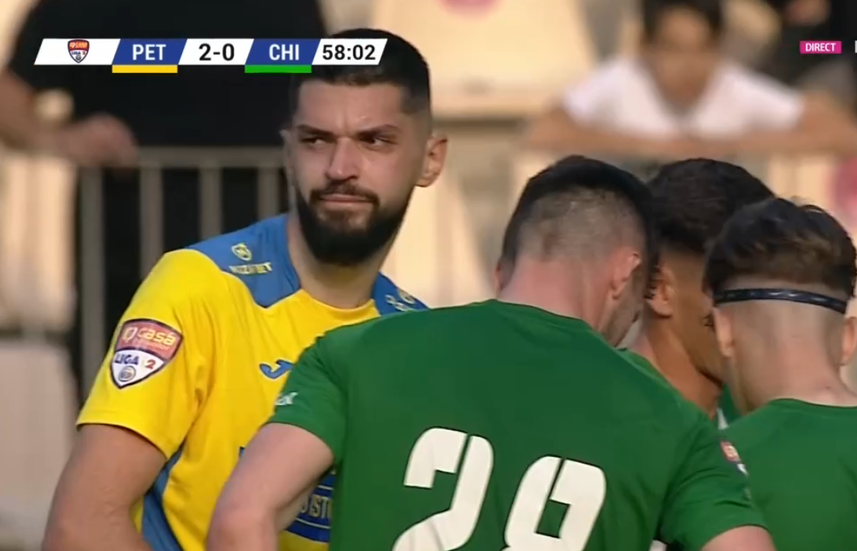 L-a umplut de sânge » Moment violent în Petrolul - Chiajna! „Roșu” direct arătat de arbitru