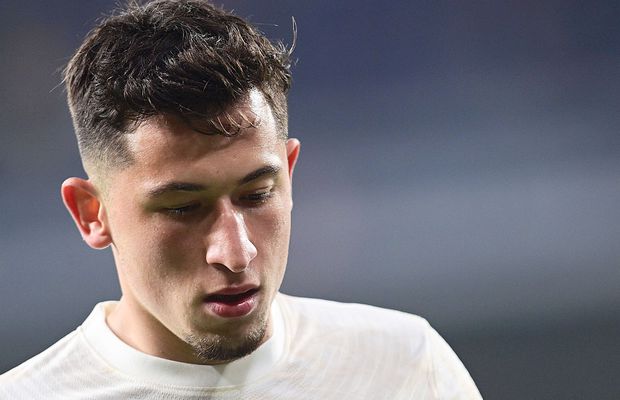 „Teoria Mamei”: de ce nu reușesc tinerii fotbaliști români în străinătate » Un antrenor italian explică, după ce a analizat alături de psihologi: „Responsabilitatea juniorului român e zero. Mama le face totul”