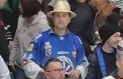 Moment SCANDALOS: naționala României a cântat imnul așa-numitului Ținut Secuiesc, la meciul cu Ungaria » 3 tricolori au refuzat să se alăture + Ministrul Mediului din România, acuzat că a stat în galeria Ungariei!