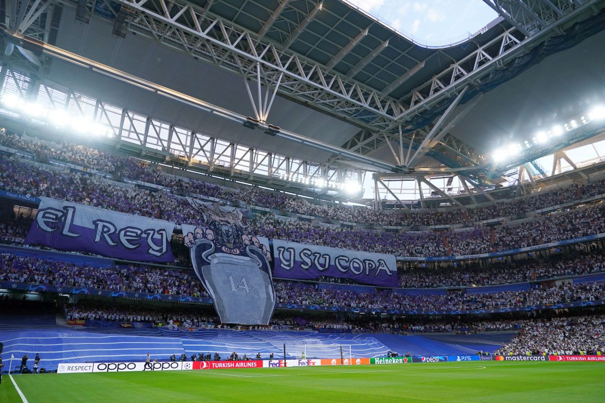 „Regele și cupa lui” » Scenografia spectaculoasă pregătită de suporterii lui Real Madrid la blockbuster-ul cu Manchester City