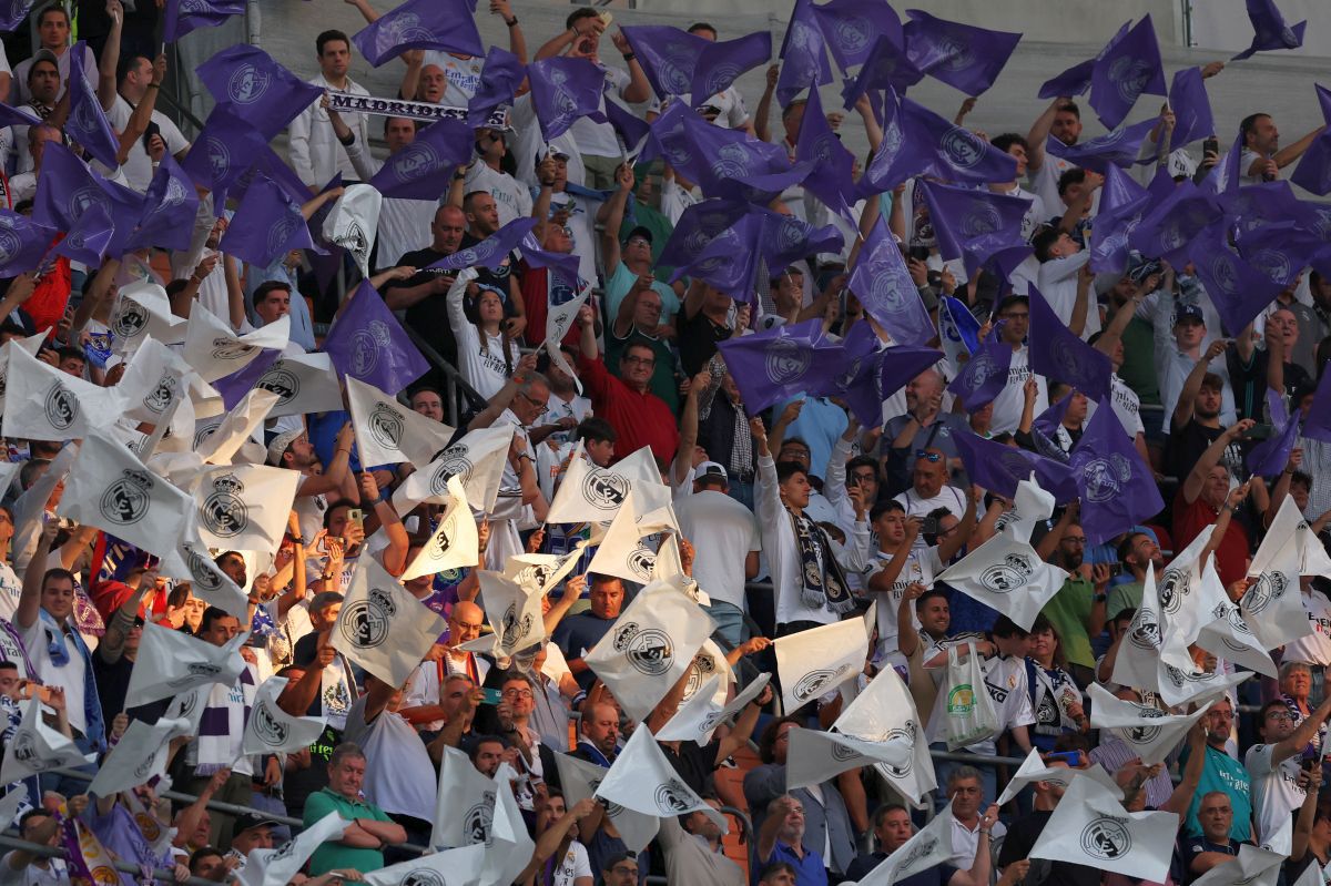 „Regele și cupa lui” » Scenografia spectaculoasă pregătită de suporterii lui Real Madrid la blockbuster-ul cu Manchester City