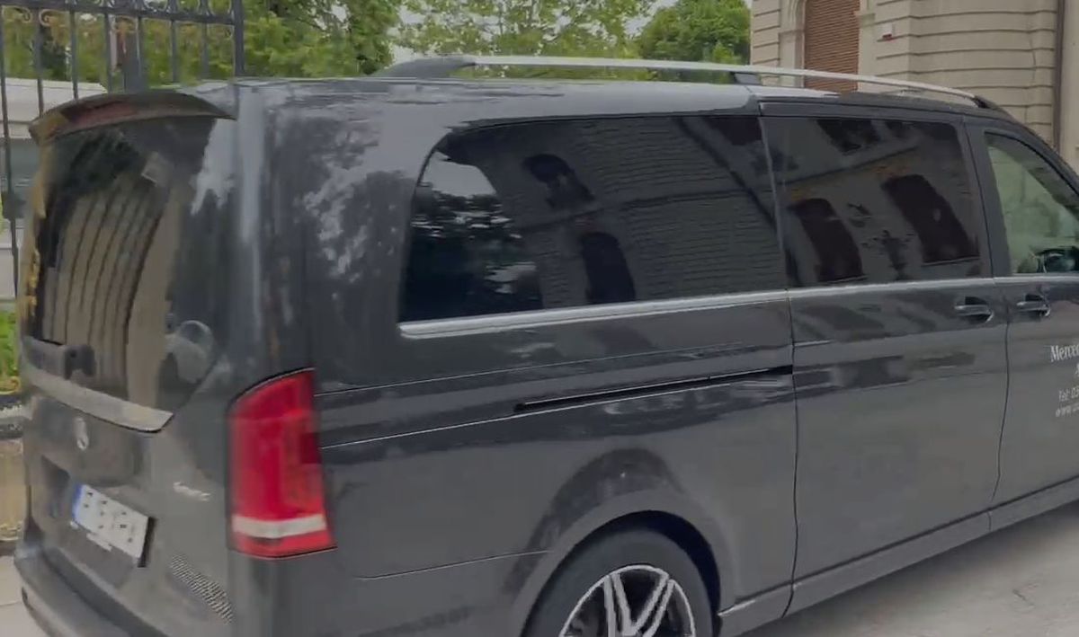 S-au încheiat negocierile de la Palat pentru Florinel Coman » Gigi Becali a ieșit triumfător: „Qatarezii să aleagă între aceste două propuneri! Îl am pe Florinel în preliminarii”