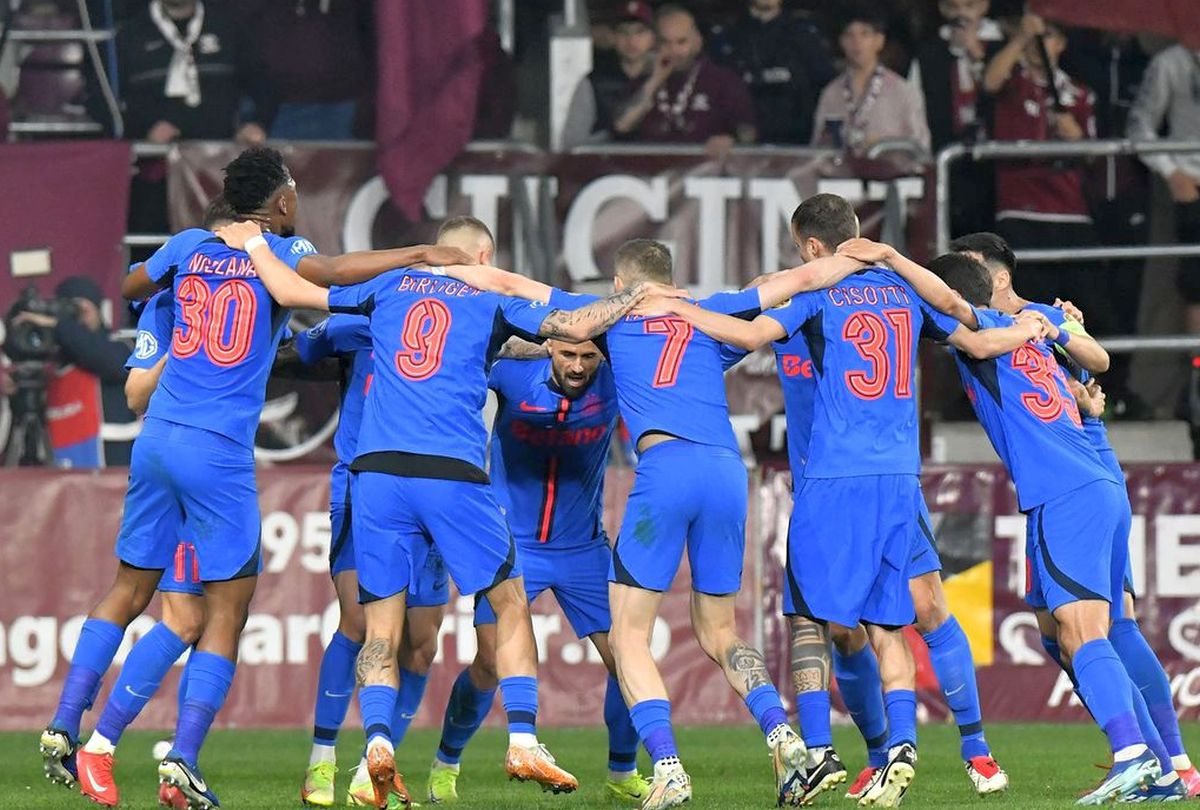 „Mă surprinde!” » Antrenorul străin dat pe spate de fotbalistul în vogă de la FCSB: „Greu să-l scoți de acolo”