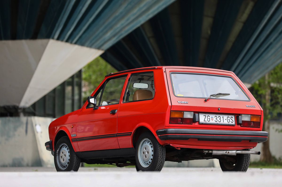 Concurență pentru Dacia Sandero! Marca la modă din anii '80 renaște: „Volkswagen-ul din Est e din nou printre noi!”