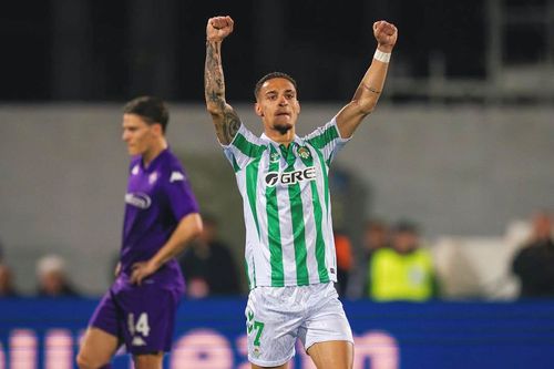 Ținta ironiilor la Manchester United, erou la Betis » Antony, declarații emoționante după calificarea în finala Conference League: „Am plâns mult”