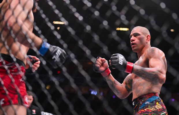 Fostul campion de arte marțiale a dat de înțeles că ar fi în conflict cu UFC, dar apoi a negat: „Mi-a fost spart contul” » Reacția rivalului său