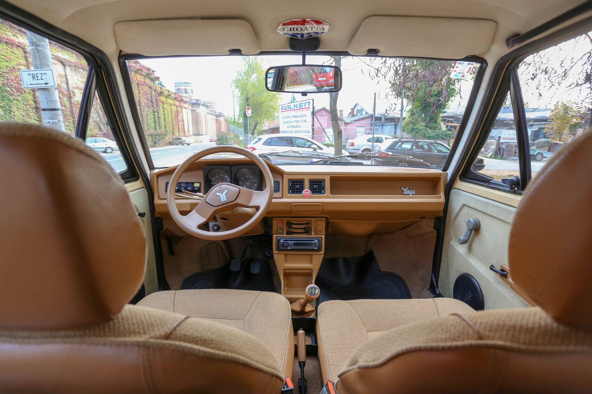 Concurență pentru Dacia Sandero! Marca la modă din anii '80 renaște: „Volkswagen-ul din Est e din nou printre noi!”