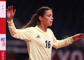 Încă un nume uriaș se retrage din handbalul feminin: „Ani de pasiune, de lupte, de sudoare, de lacrimi, de râsete”