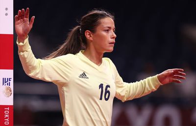 Încă un nume uriaș se retrage din handbalul feminin: „Ani de pasiune, de lupte, de sudoare, de lacrimi, de râsete”