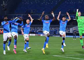 Ofertă de 100 de milioane de euro primită de Napoli pentru două staruri! » În ce stadiu au ajuns negocierile