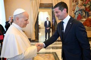 Chivu și campionii de la Inter au primit binecuvântarea Papei Leon al XIV-lea: „Să fiți modele pentru tineri!”