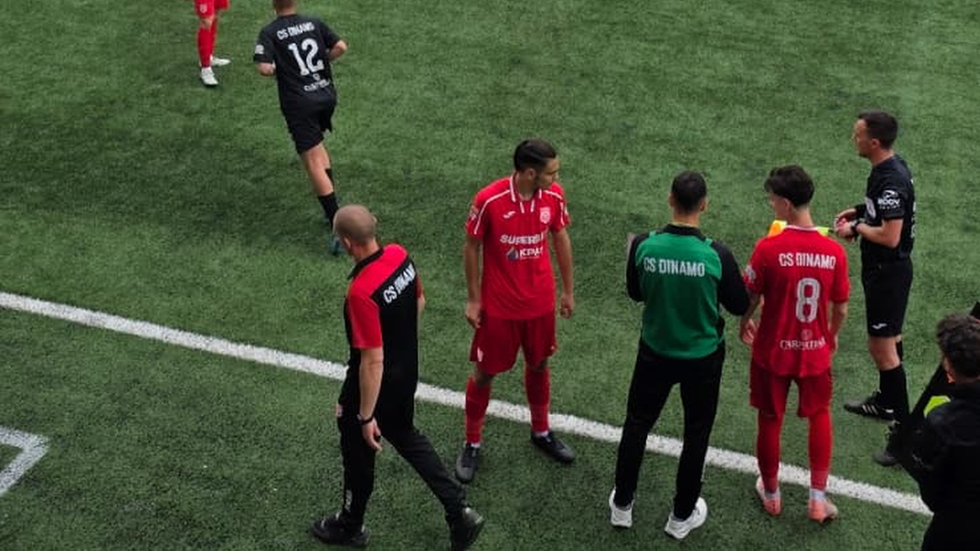 Alexandru Anghel, portar tânăr, în echipamentul CS Dinamo, apărând poarta în minutul 88 al meciului Liga 2, stabilind record tânăr debutant. | sursa foto: Gazeta Sporturilor