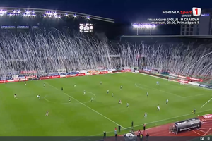 U Cluj - Rapid, duel crucial în lupta la titlu » Meciul a fost oprit și reluat în minutul 6