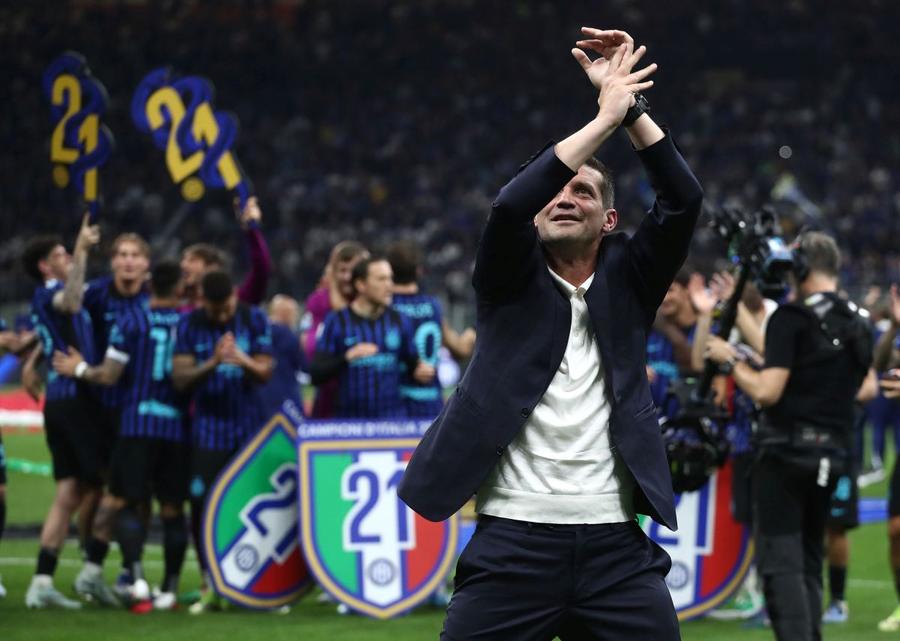Previziunea făcută de Vieri despre Chivu: „Nu crede că totul e mereu o dramă. Și de aceea va domina din nou!”