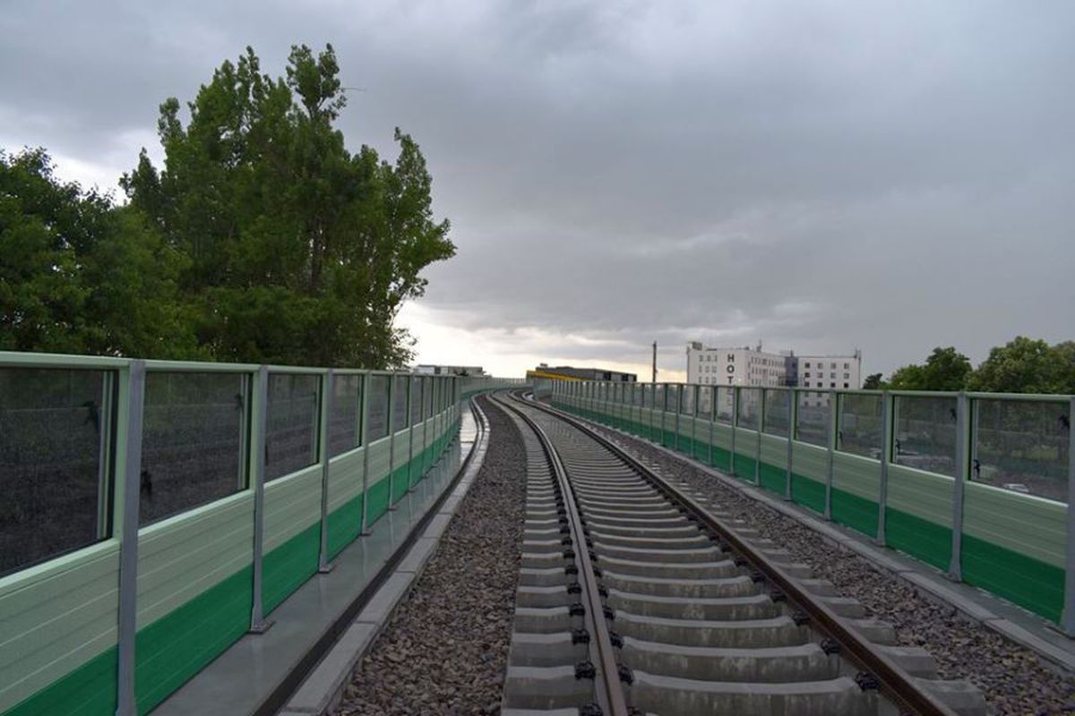 FOTO Noi imagini de la calea ferată Otopeni - Gara de Nord » Proiectul e la un pas de finalizare