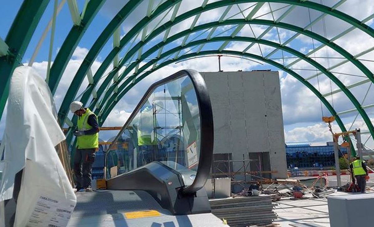 FOTO Noi imagini de la calea ferată Otopeni - Gara de Nord » Proiectul e la un pas de finalizare