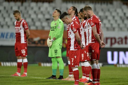 Dinamo se află într-o ipostază groaznică: nu poate
legitima jucători, iar mulți dintre cei aflați în lotul din
sezonul trecut au plecat sau vor pleca // FOTO Cristi Preda