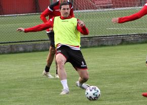 Un nou club e pe urmele lui Bogdan Stancu! FCSB se luptă cu 3 echipe pentru transferul atacantului