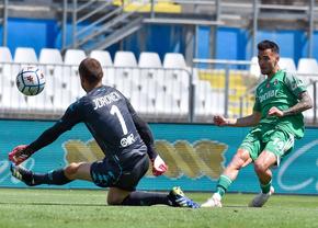 Marius Marin le-a construit părinților o casă: „Au făcut multe sacrificii ca să mă țină în fotbal. Stăteau cu chirie”
