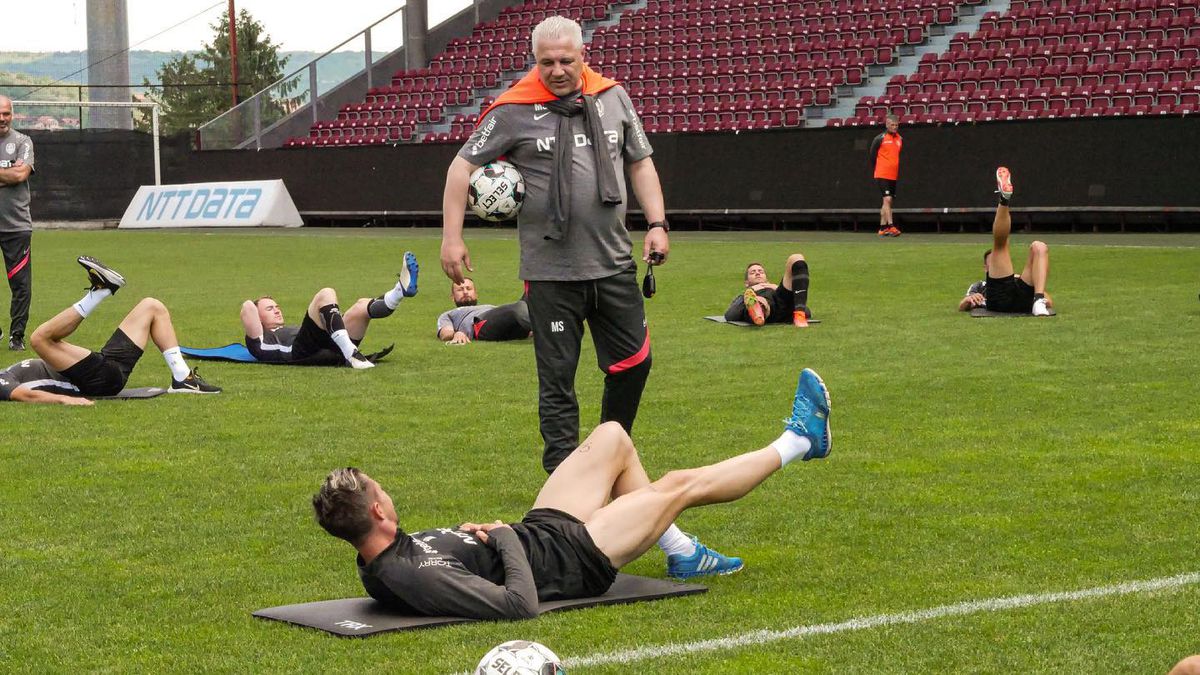 Șumudică, uimit dupa primul antrenament la CFR: „N-am văzut în viața mea așa ceva. N-ar trebui să spun public lucrurile astea”