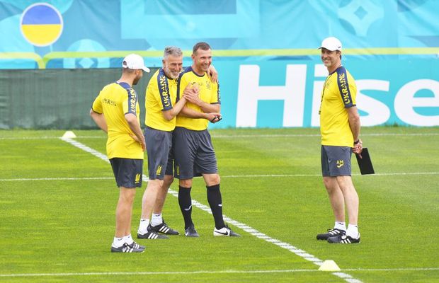 Oaspete-surpriză la antrenamentul lui Shevchenko, la Voluntari: „Îi ajut cât pot pe ucraineni”