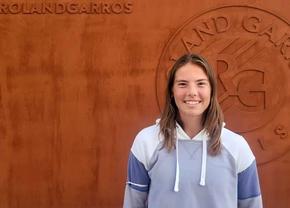 Sonya in Paris » Încă o jucătoare cu origini românești bate la porțile tenisului de elită! Salt de 181 de locuri după Roland Garros: „E talentată, de perspectivă”