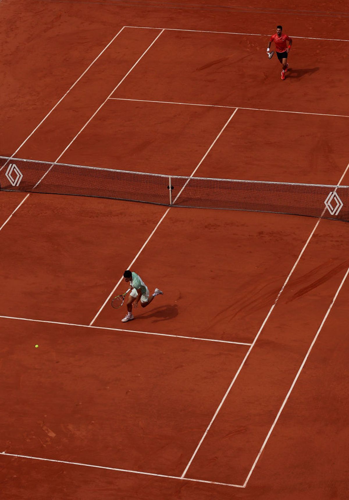 Momente de confuzie în semifinala Alcaraz - Djokovic » Spectatorii au huiduit decizia! De ce a pierdut spaniolul un game, imediat după accidentare: ce prevede regulamentul