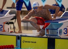 Campionii lângă puști » David Popovici se alătură unei inițiative originale