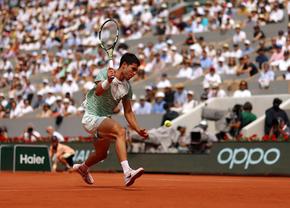 LIVE Carlos Alcaraz - Novak Djokovic, finala din semifinalele Roland Garros 2023 » Tenis sublim: Nole aplaudă punctul turneului reușit de spaniol