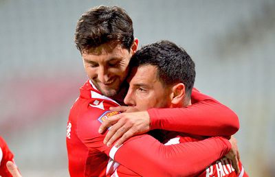 Rapid face un transfer de titlu! Spaniolul adus de Dinamo cu 33.000 de euro pe lună ajunge în Giulești